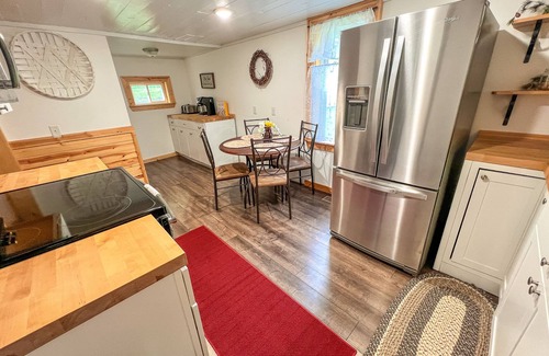Jefferson Cabaña | Bring the Pup to Mountain Jewel! Pet-Friendly, Perfect for Sept Adventures