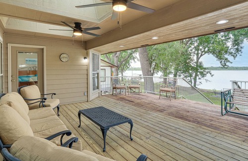 Grove Casa | Bring Your Boat! Lakefront Home w/Dock in Grove