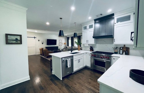 Buckhead Casa | Bring your family and friends to beautiful Fawn Cove!