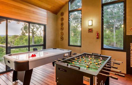 Yallingup Casa | Bringa - Spacious Bushland Retreat with Scenic Views