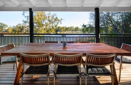 Kenmore Cabina | Brisbane River Shack