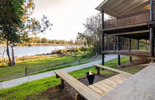 Kenmore Cabina | Brisbane River Shack