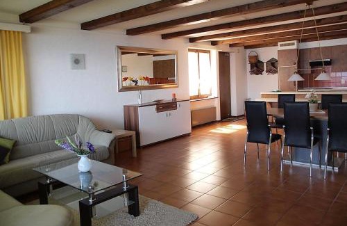 Brissago Apartamento | Brissago: Casa Collinetta H