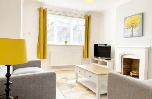 Luton Casa | Bristol House FREE Parking & Airport & M1 & Contractor