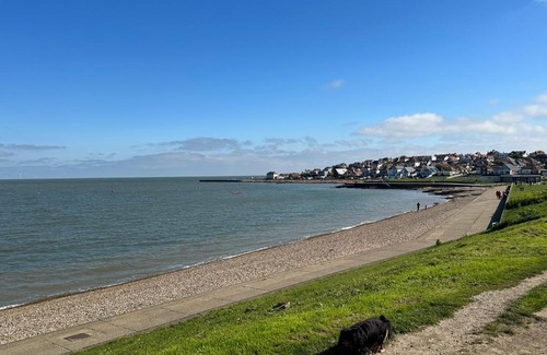 Greenhill Apartamento | BRiSYL BEACH HOUSE, with amazing changing views!