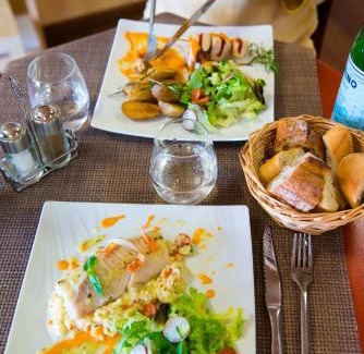 Blois Hotel | Brit Hotel Blois - Le Préma