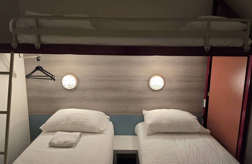 Jaunay-Clan Hotel | Stay Inn Poitiers