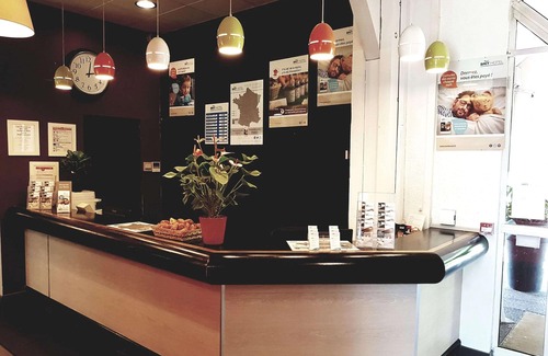 Dardilly Hotel | Brit Hotel Lyon Nord Dardilly