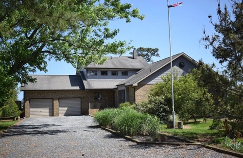 Deep Hole Casa | Brittany at Chincoteague