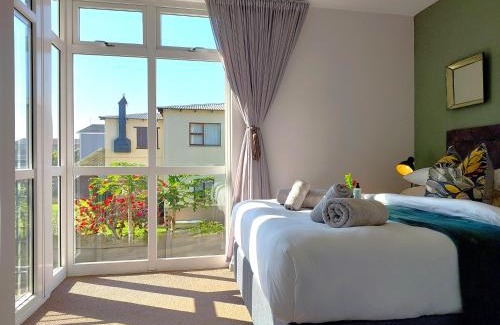 Walmer Apartamento | Brizzys Balcony Luxe Retreat Great Location!