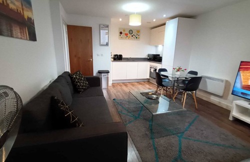 The Westside Apartamento | Broad St - 1 Bedroom - 1 Bathroom - Free Parking