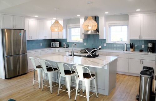 Milton Casa | Broadkill Beach home with amazing water views- just steps from the beach!