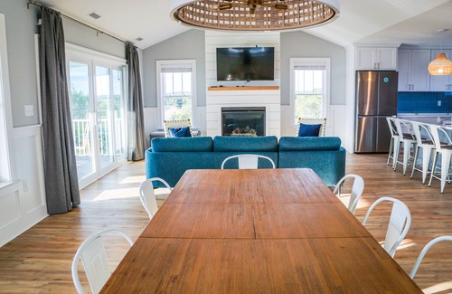 Milton Casa | Broadkill Beach home with amazing water views- just steps from the beach!