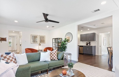 Mueller Apartamento | Pet Friendly ATX Escape + Game Room + Free Parking