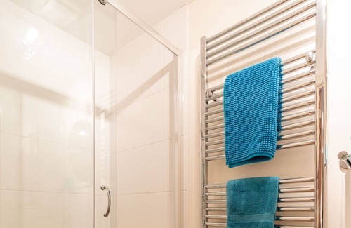 Stalham Cabaña | Broads Reach | Holiday home by the Norfolk Broads!