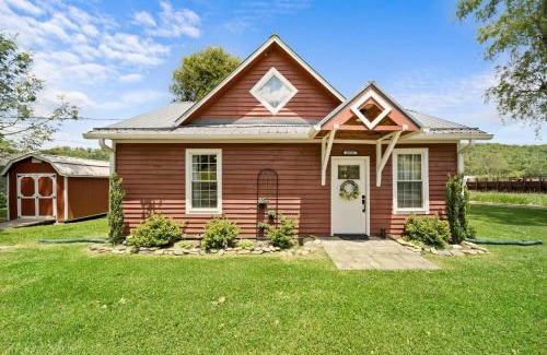 Valle Crucis Casa | Broadstone Cottage