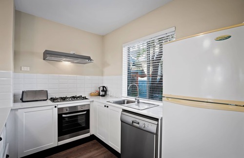 Broadwater Apartamento | Broadwater Resort WA Tourism Awards 2024 Gold Winner