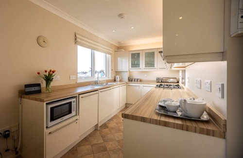 Instow Apartamento | Broadwaters - 2 bed waterfront apartment in Instow