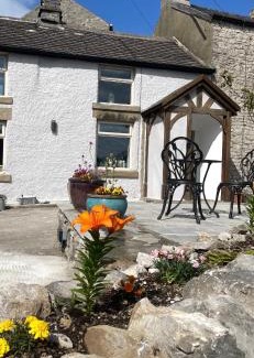 Tideswell Casa | Brock cottage Tideswell newly modernised in heart of Peak District National Park