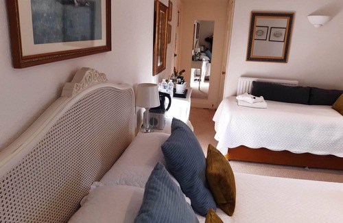 Upper Town Casa | Brocks Guest House