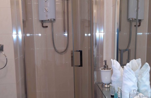 Upper Town Casa | Brocks Guest House