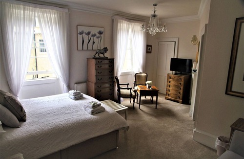 Upper Town Casa | Brocks Guest House