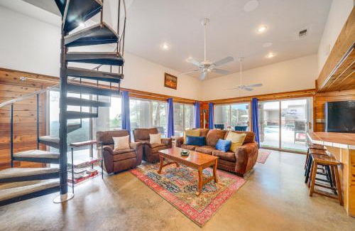 Broken Bow Casa | Broken Bow Escape with Mountain Views and Pool Access!