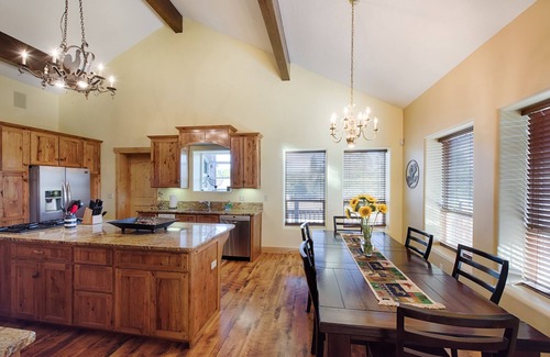 McCall Casa | Broken Ridge Ranch - Massive home, sleeps 34 guests w/hot tub, game room, air conditioning