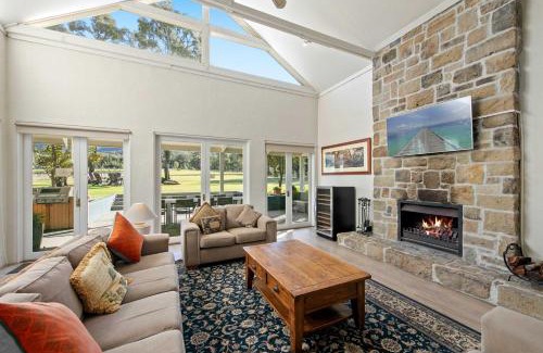 Pokolbin Casa | Brokenback Vineyard Homestead