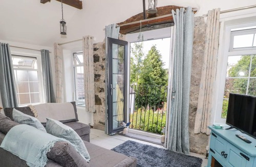 Llanfairfechan Cabaña | BRON RALLT NEWYDD, admite mascotas en Llanfairfechan, Ref 948257