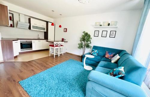 Pradnik Bialy Apartamento | Bronowice Residence Blue - Homey Apartment with Garden and Parking
