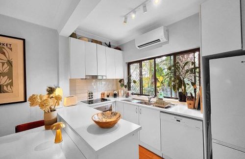 Bronte Apartamento | Bronte Beach 500m - 2BR - Rooftop with Ocean Views