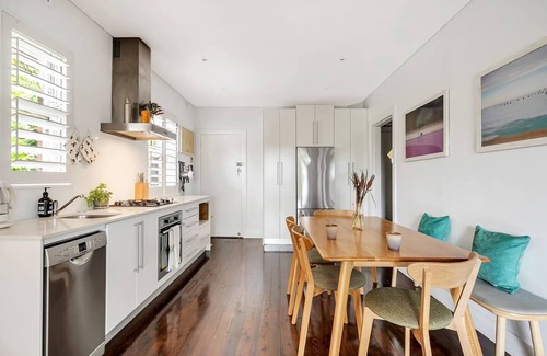 Bronte Apartamento | Bronte Beauty Modern Heritage Style with Balcony