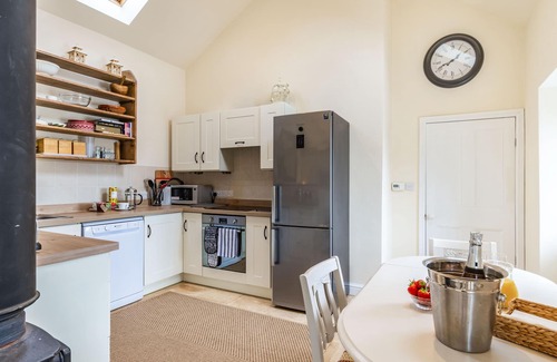 Scawton Cabaña | CASA BROOK, ideal para familias, con chimenea en Brandsby, Ref 8634