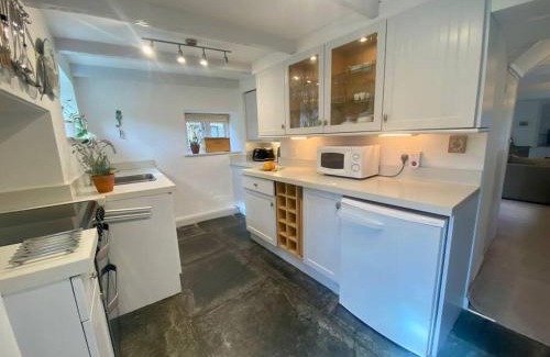Port Isaac Casa | Brook Cottage is a traditional fisherman's cottage