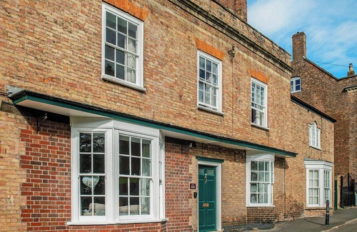 Berkeley Cabaña | Brook House - UK43013
