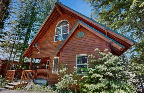 Government Camp Casa | Brooke and Dan's Retreat -3 bedroom home plus a 2 bedroom apartment