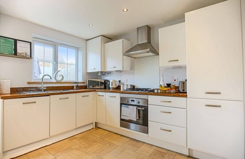 Milton Keynes Casa | 🌟Brookland House - Free Parking, SmartTV & Garden🌟