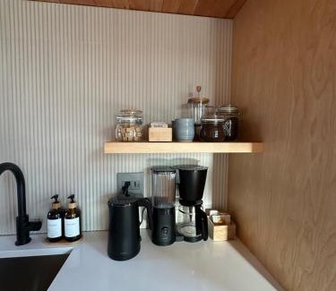 Brooklyn Casa | Brooklyn Shore Lodge
