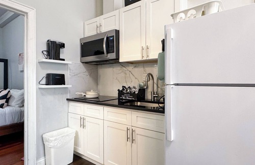 Spruce Hill Apartamento | Brooklyn Vibe Meets UPenn: Stylish 1BR - Sleeps 3