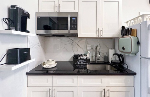Spruce Hill Apartamento | Brooklyn Vibe Meets UPenn: Stylish 1BR - Sleeps 3