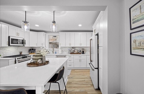 South Kansas City Casa | Brookside Charmer| Walk to Shops