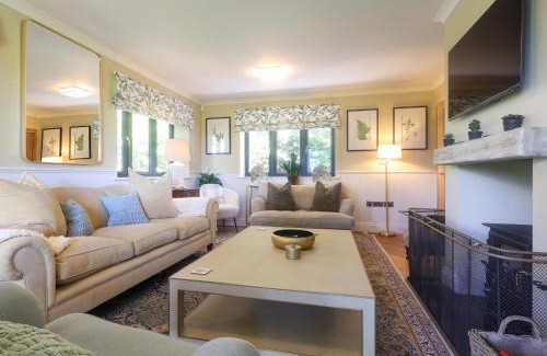 Broad Hinton Casa | Brookside