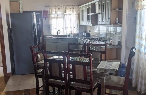 Georgetown Apartamento | BROOKVILLE 2 BEDROOM- TOP FLOOR