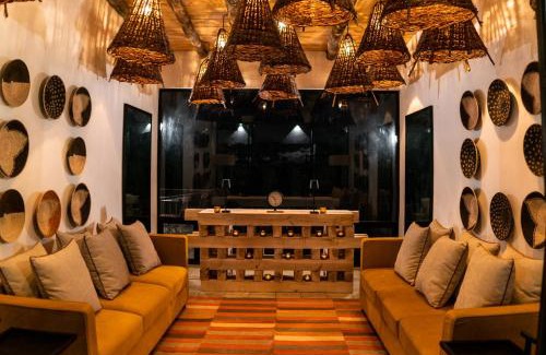 Gilgit-Baltistan Complejo | BROQ