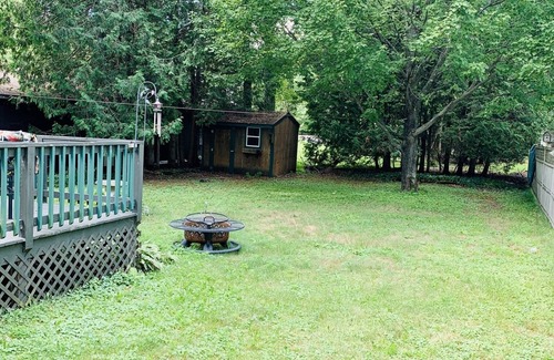 Shawano Casa | Brothers lake drive cottage