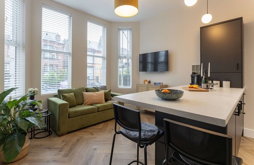 Liverpool Apartamento | Broughton Place 1: 1BR Modern Flat in Liverpool