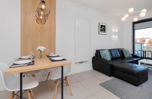 Zaspa Apartamento | Browar Gdański One Bedroom Apartments with Free Parking by Noclegi Renters