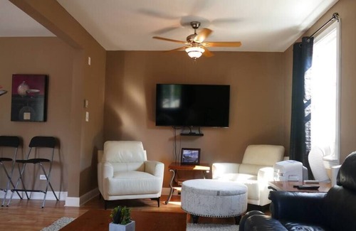 Castlegar Casa | Brown Bear - Spacious 3 bedroom home w/ great deck