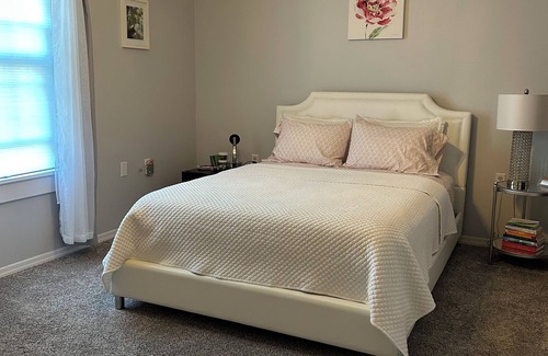 Palmetto Cama Y Desayuno | Brown Bunny BnB— Peaceful Retreat in Palmetto FL Outdoors WiFi AC